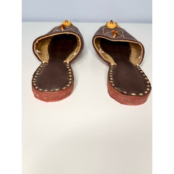 Women's Size 7 Brown Indian Mule Beaded Shoes - Picture 3 of 8
